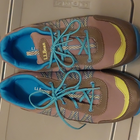 NWOT-  Adventure Sneakers L.L. Bean- the bottom looks used but isnt - Picture 3 of 6